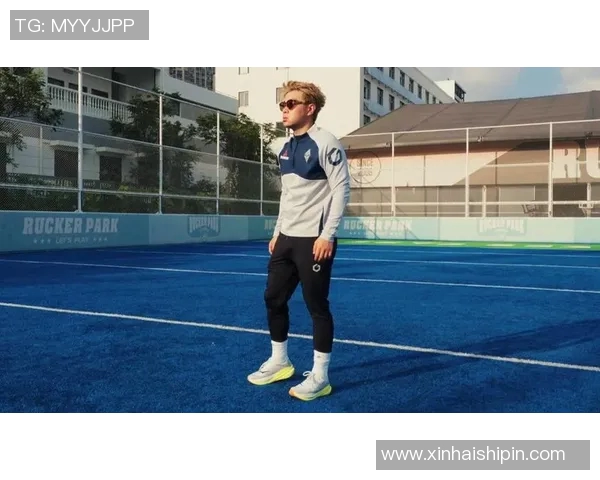 足球明星日常穿搭风格揭秘时尚潮流引领者的独特魅力展示